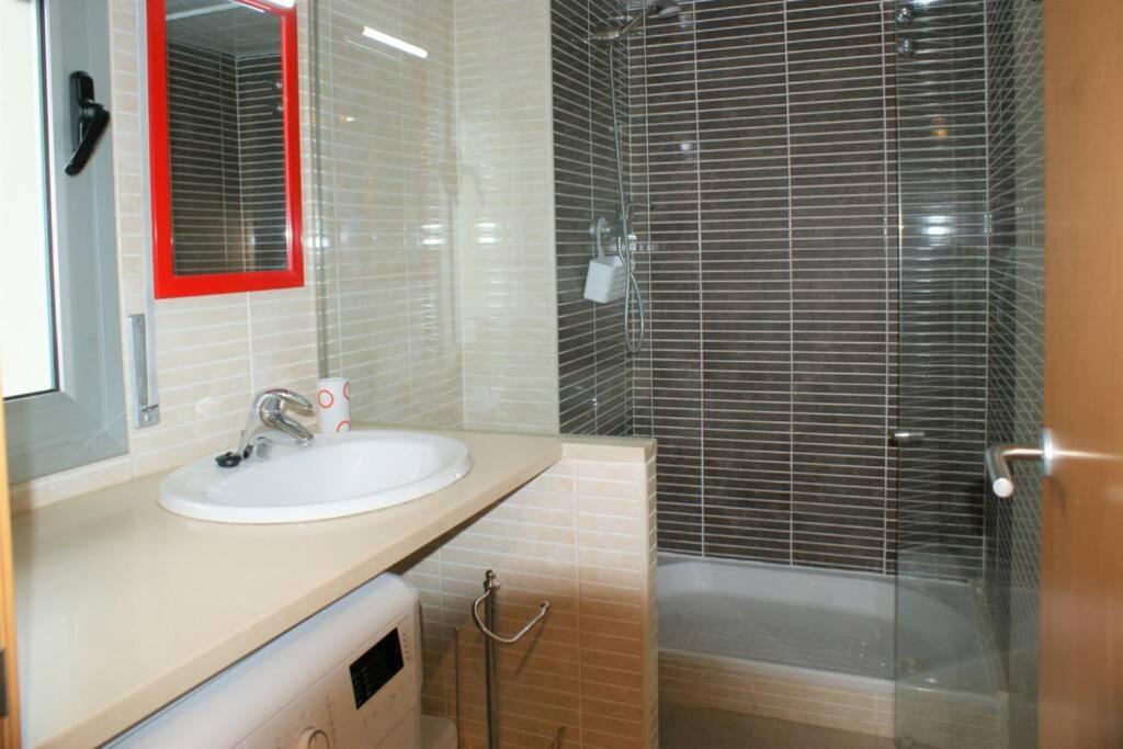 Appartement Apartamento En Roses Con Parking Y Piscina Extérieur photo